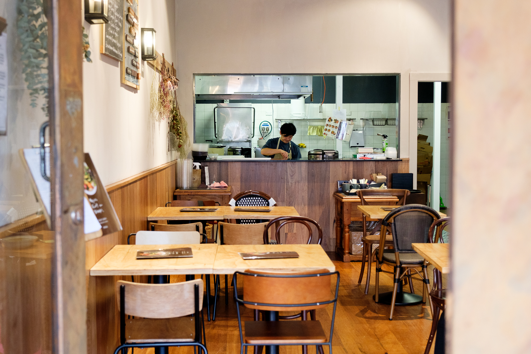 Rojiura Curry Samurai, a Specialist Hokkaido Curry Rice Shop, Opens